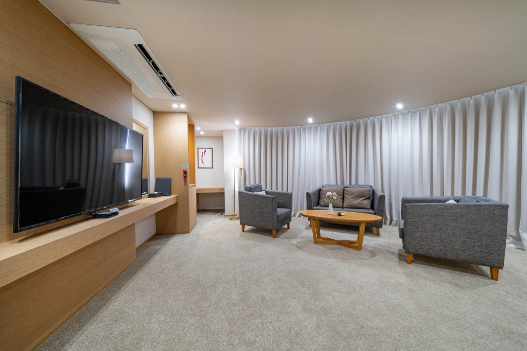 비즈인 스위트(Bizinn suite)
